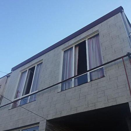Guesthouse Qeti Batumi Bagian luar foto