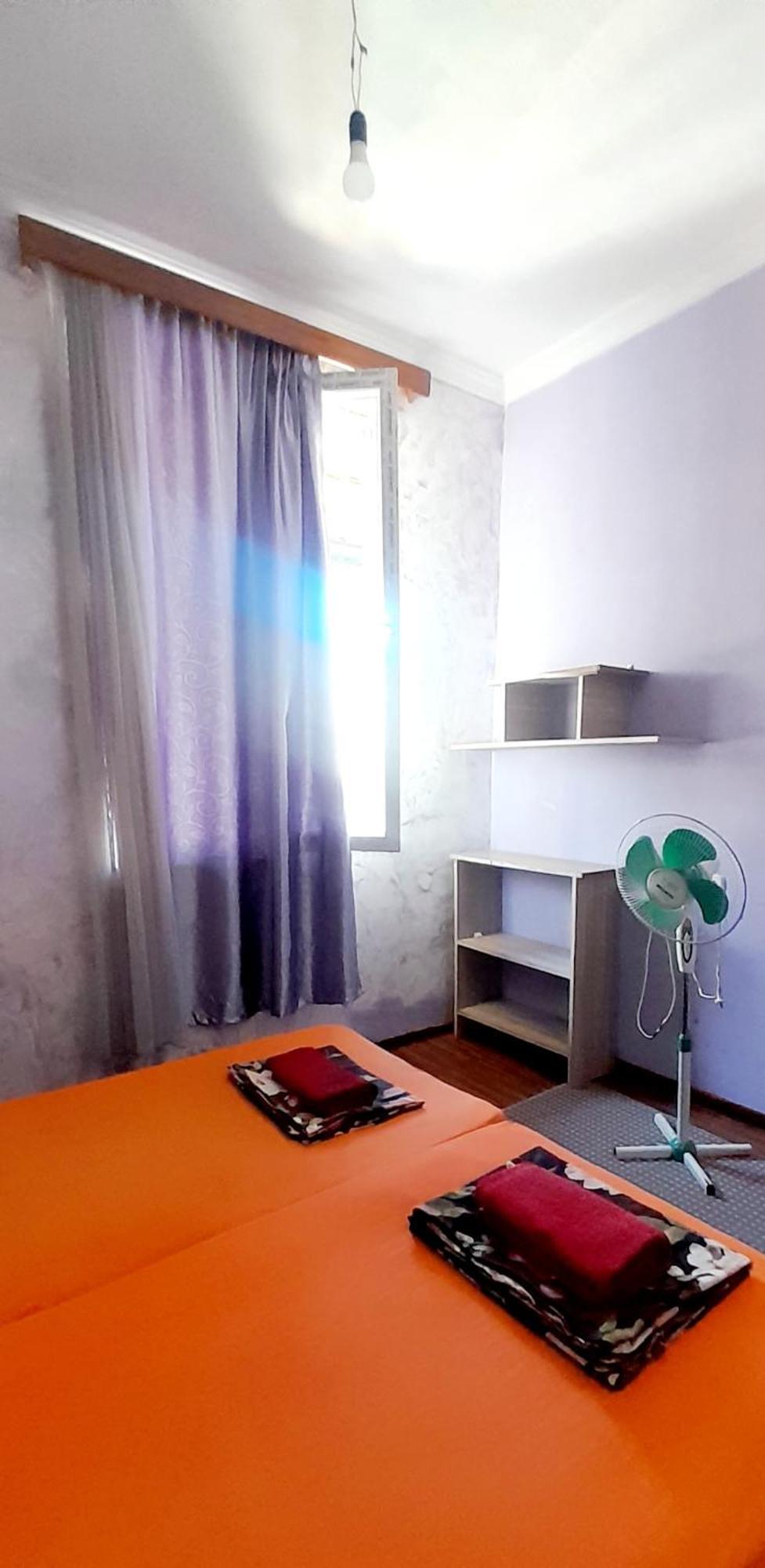 Guesthouse Qeti Batumi Bagian luar foto